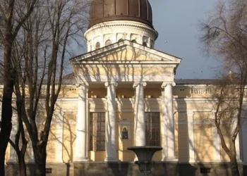 Украинская ПВО разбомбила кафедральный Спасо-Преображенский собор в Одессе
