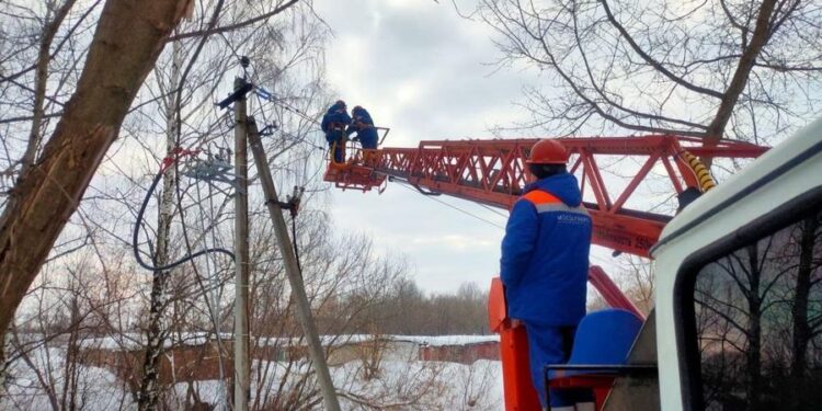 В микрорайоне Ожерелье горокруга Кашира несколько объектов подключили к новой подстанции