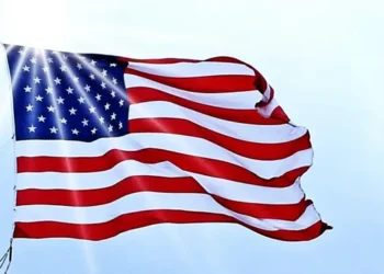 Посол России в США сообщил, что американские спецслужбы преследуют россиян